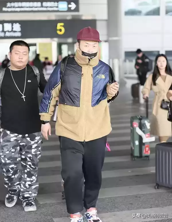 微胖男生冬季穿搭攻略：杜海涛私服解析，轻松穿出高级感