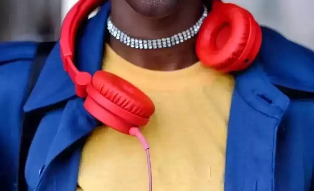 穿衣的颜色搭配