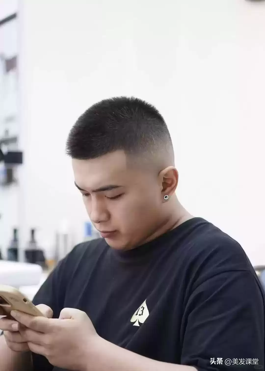 男胖子穿衣搭配 男胖子理什么发型？显脸小高级感全靠这几款，选对发型超级帅