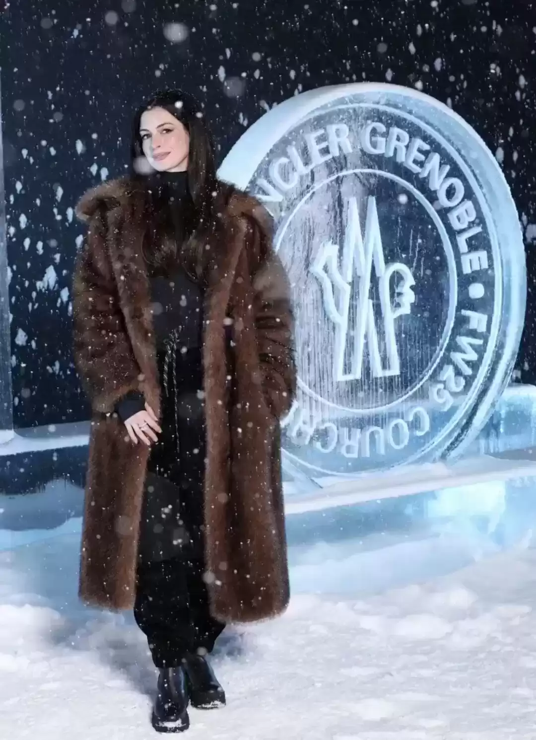 女明星冬日穿搭秘籍:时髦与保暖的完美平衡 女明星冬日穿搭秘籍:时髦与保暖的完美平衡