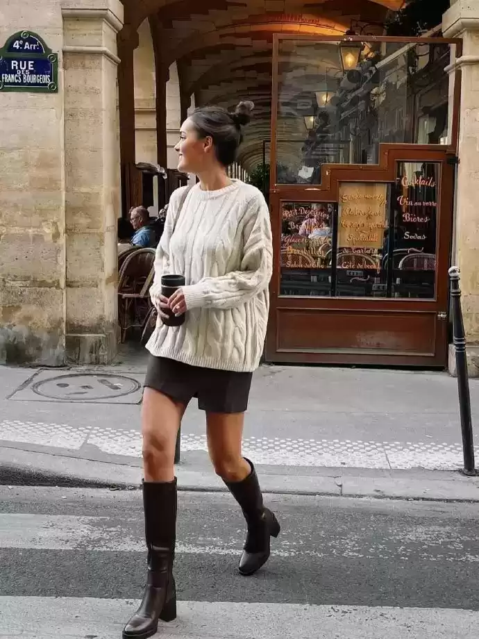 Ins时尚博主穿搭秘诀：普通人如何用同色系搭配穿出高级精致感