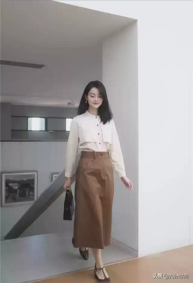 一衣多穿：少买衣服多学搭配的时尚秘籍