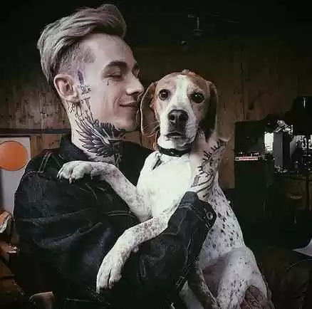 欧美男士成熟穿搭秘诀：越老越有型，不花哨、不寸头，优雅从细节开始