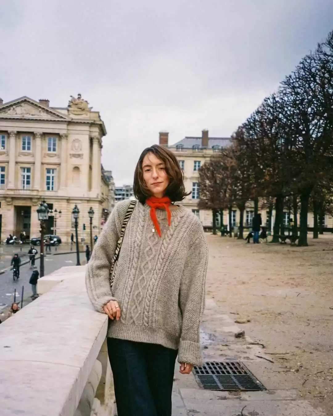 2014初秋穿衣搭配 她们说这才是秋天最实用的单品!6种穿法都帮大家总结好了