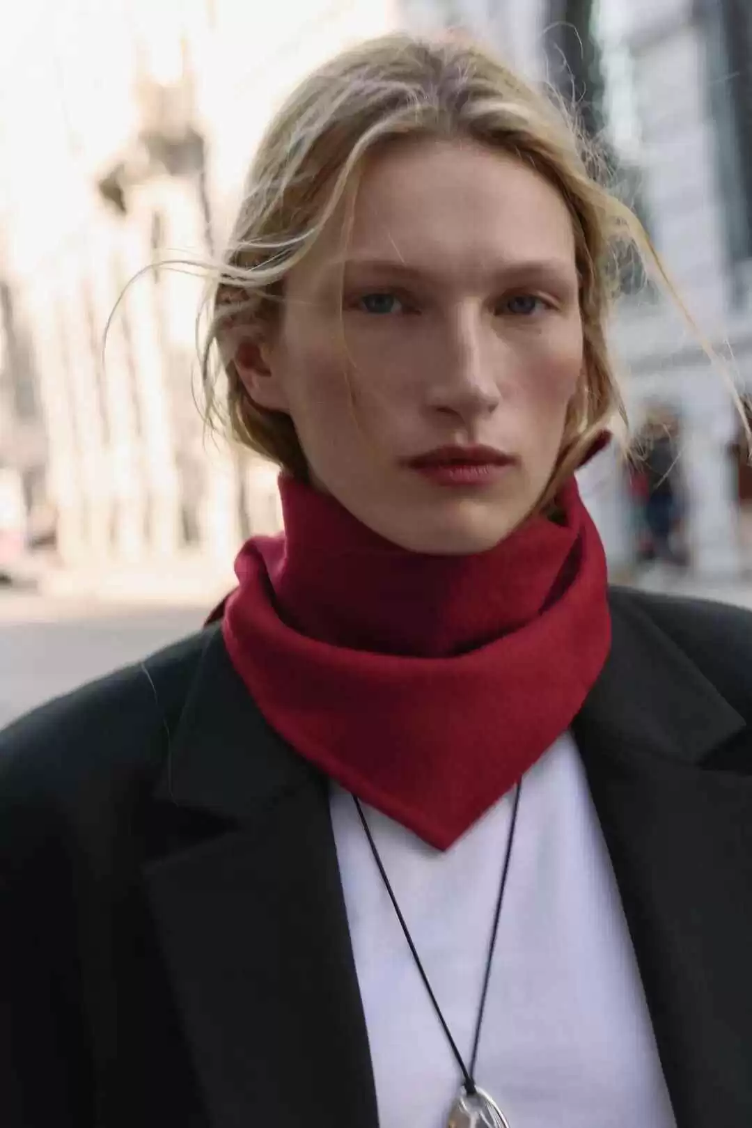 2014初秋穿衣搭配 她们说这才是秋天最实用的单品!6种穿法都帮大家总结好了