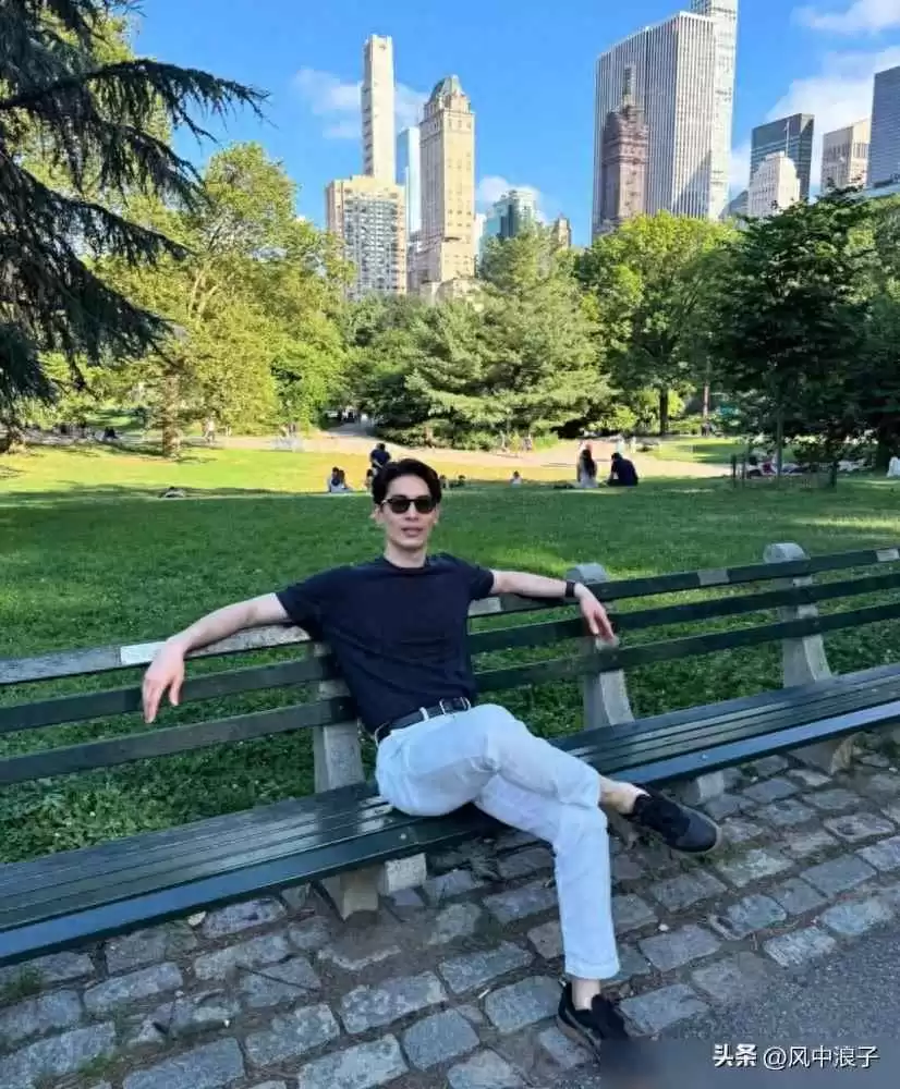 泰星SonYuKe夏日穿搭秘籍:不紧绷的性感与衣冠楚楚的满分示范 泰星SonYuKe夏日穿搭秘籍:不紧绷的性感与衣冠楚楚的满分示范