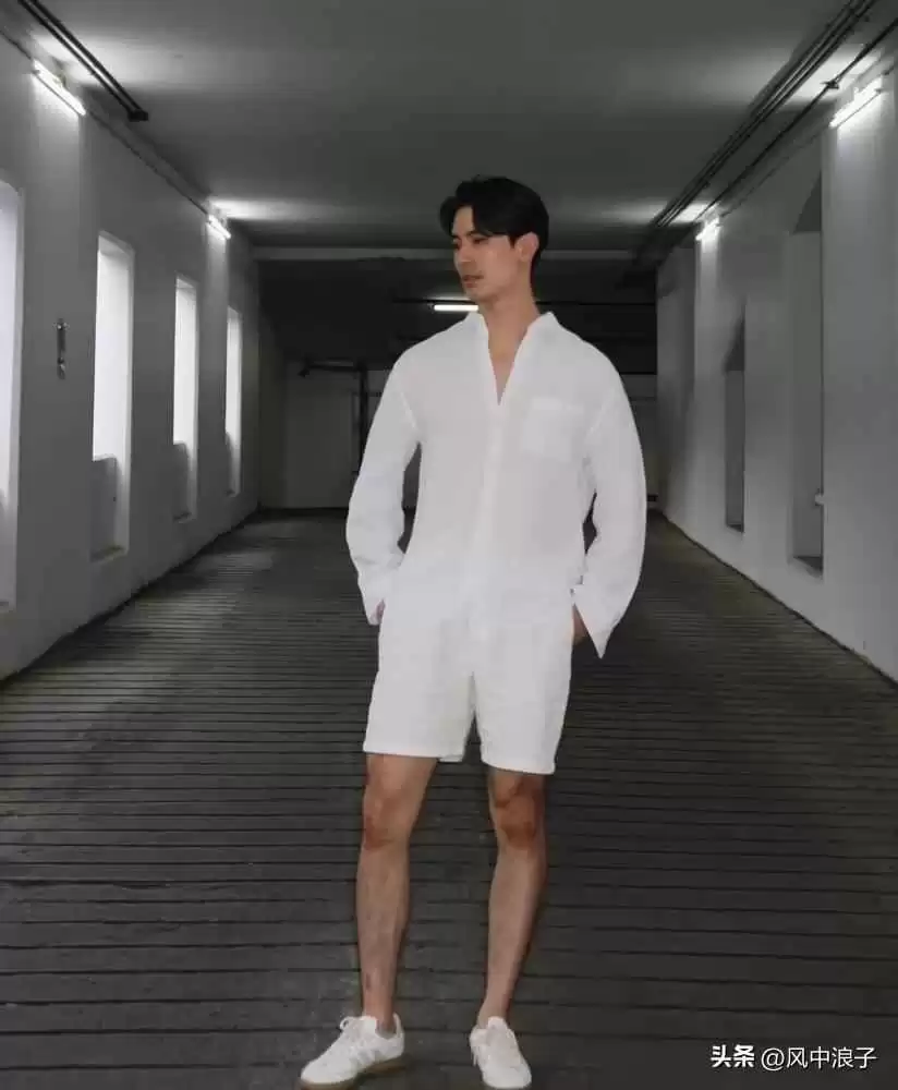 泰星SonYuKe夏日穿搭秘籍:不紧绷的性感与衣冠楚楚的满分示范