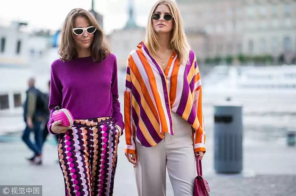 肩宽女生穿衣搭配全攻略:轻松扬长避短穿出时尚感