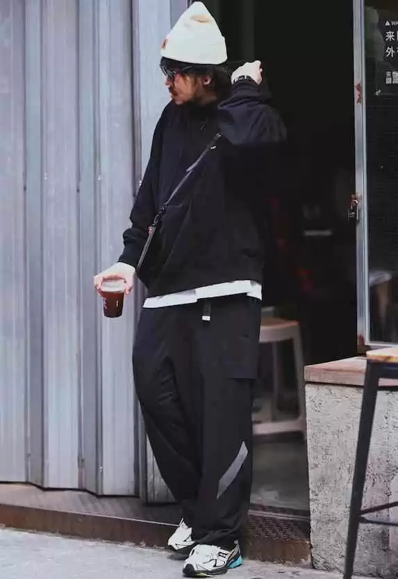 矮胖男人穿搭全攻略:身材不设限,轻松穿出自信型格!