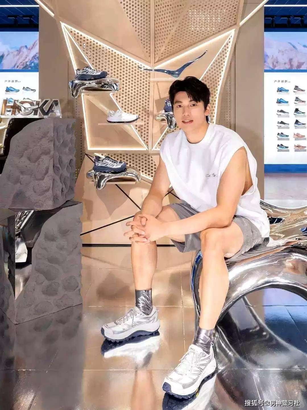 男生鞋子搭配全攻略:避开这些坑,衣服搭配不再白费,颜值瞬间翻倍