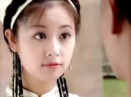 49岁林心如增肥后穿搭惊艳升级,毛衣半身裙组合贵气十足,网友直呼认不出! 49岁林心如增肥后穿搭惊艳升级,毛衣半身裙组合贵气十足,网友直呼认不出!