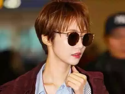 短发春天穿搭指南:高俊熙教你韩剧女主角的时尚秘诀 短发春天穿搭指南:高俊熙教你韩剧女主角的时尚秘诀