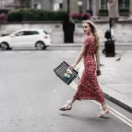 跟高圆圆、全智贤和Sarah Mikaela学秋冬穿搭，经典风格永流传