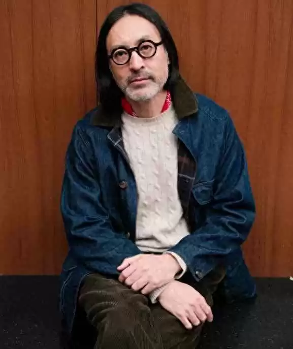 小男生穿衣搭配图片 被杭州大叔惊艳到!“拼色领夹克+休闲靴”,时髦有男人味,真帅 小男生穿衣搭配图片 被杭州大叔惊艳到!“拼色领夹克+休闲靴”,时髦有男人味,真帅