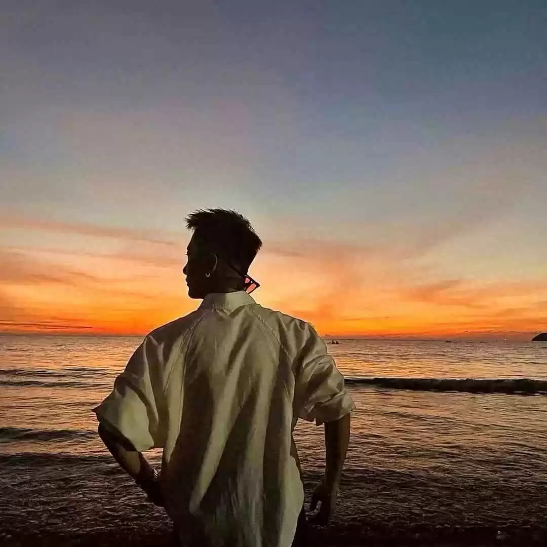 成熟潮男穿搭指南：提升形象的高质量头像秘诀