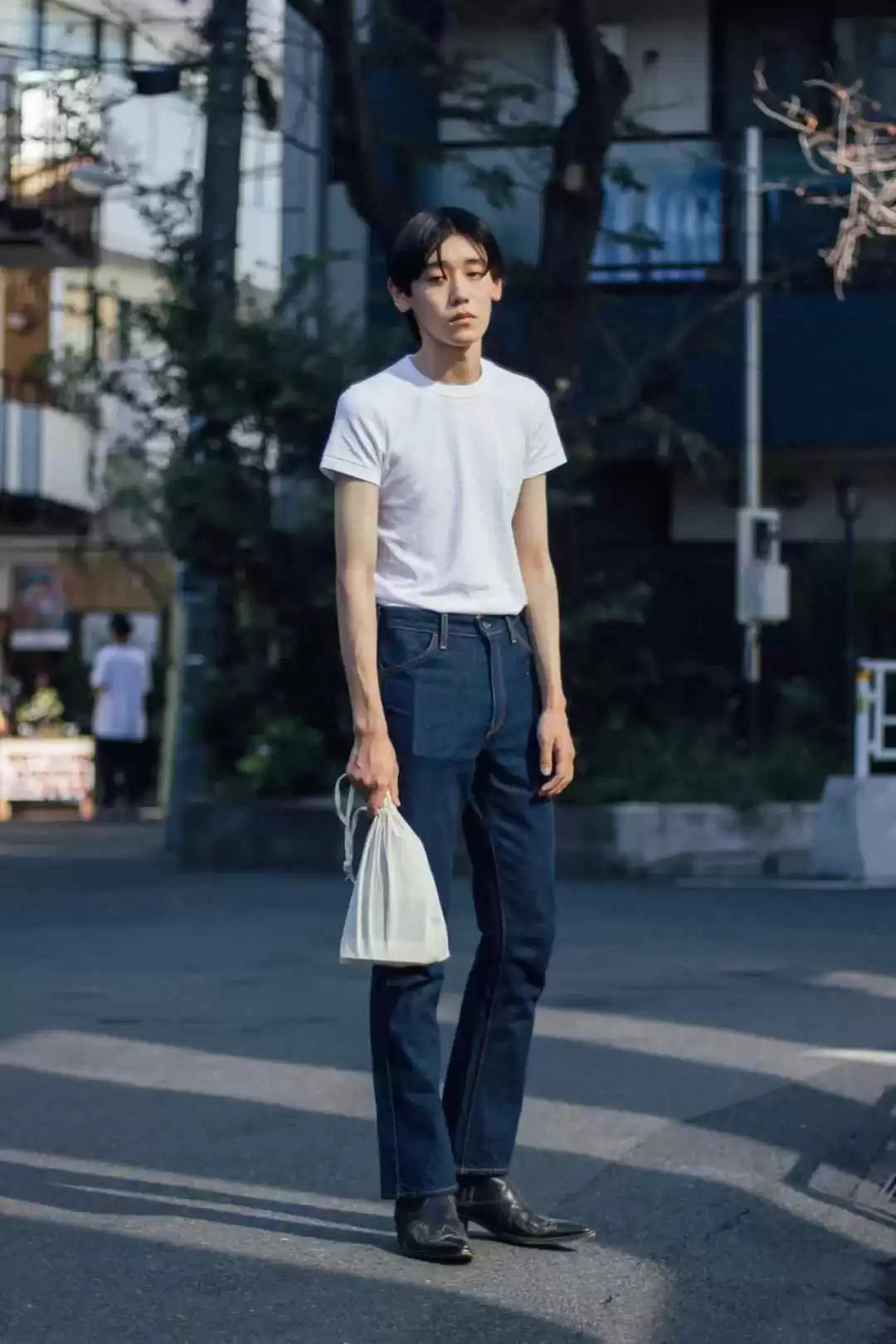 瘦人穿搭全攻略:告别“弱鸡”感,轻松提升形象魅力