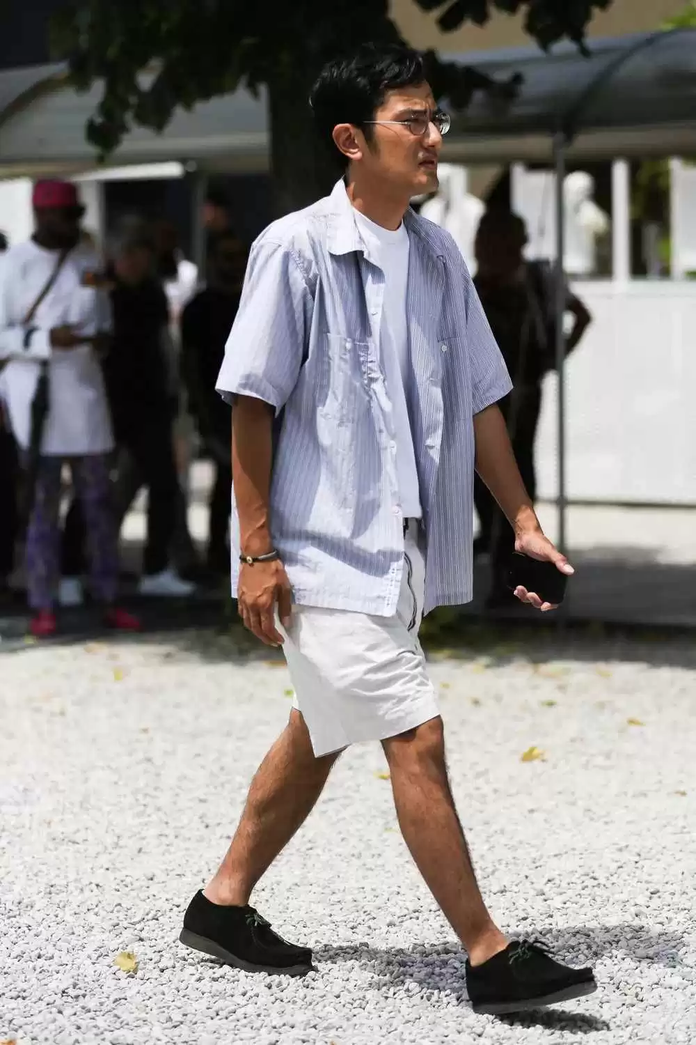 瘦人穿搭全攻略:告别“弱鸡”感,轻松提升形象魅力