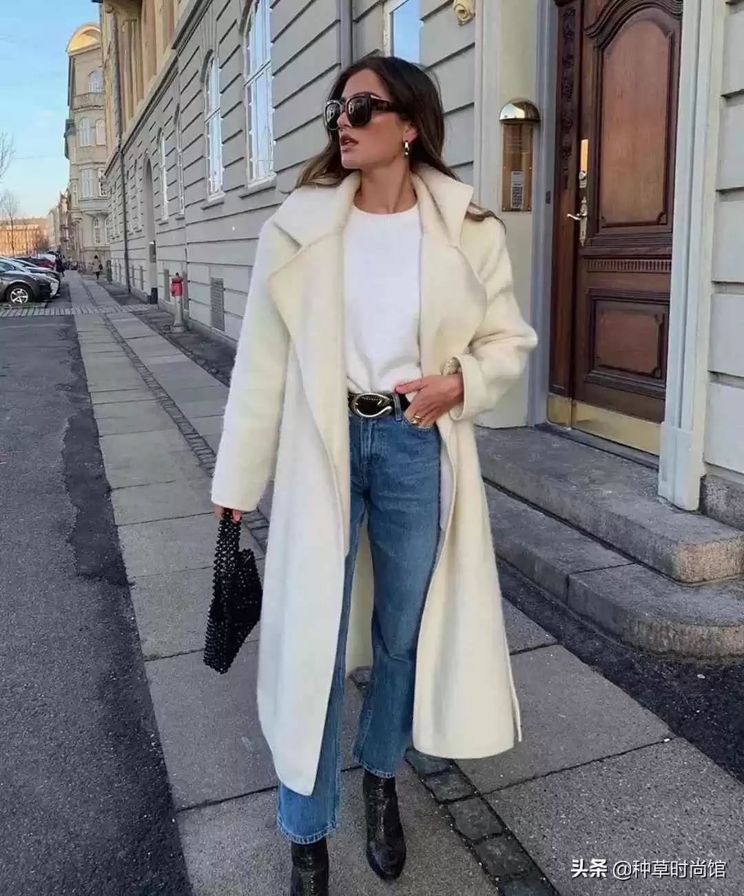 小个子女生冬季穿搭秘籍:155cm轻松显高,穿出170cm气场!