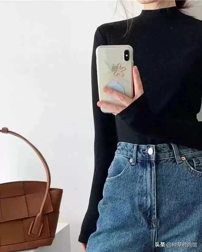 小个子女生冬季穿搭秘籍:155cm轻松显高,穿出170cm气场!