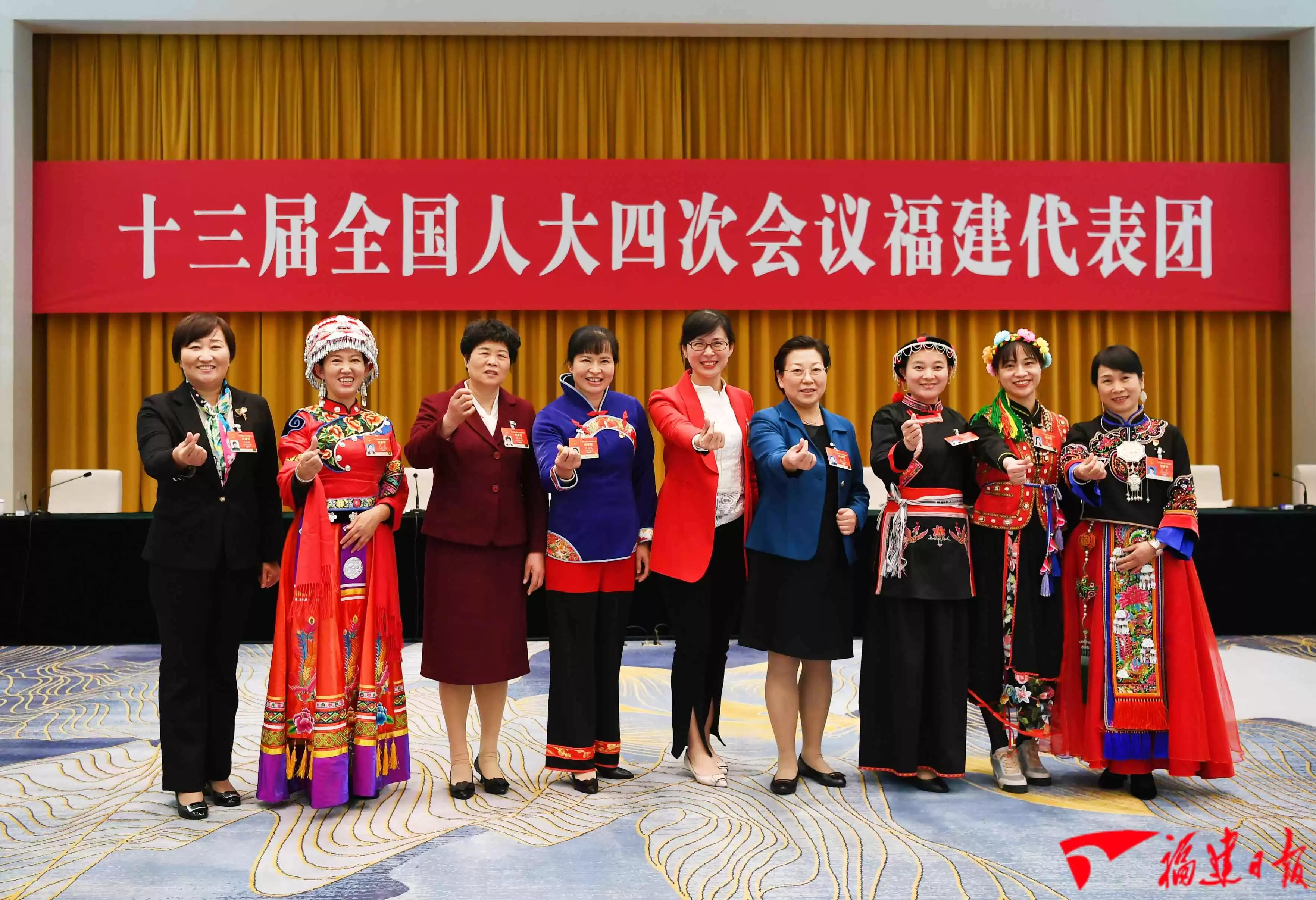 福州穿衣搭配秘籍:福建美女的时尚打扮全解析