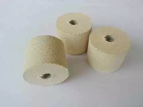 你身上穿的可能就是尼龙 揭秘从袜子到火箭都离不开的神奇纤维