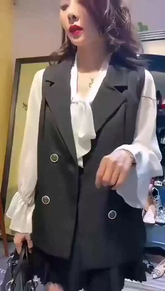 夏天出门不踩坑,穿对衣服一身轻