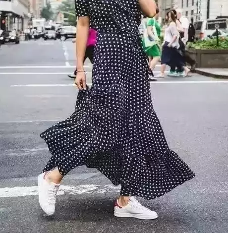 夏日裙装鞋履搭配全指南 轻松穿出多样风格