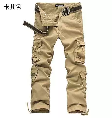 工装裤配上衣 穿出又帅又美的模样