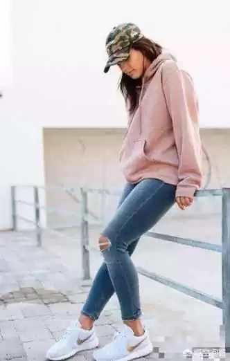 微喇裤穿搭全指南 找到适合你的那一款