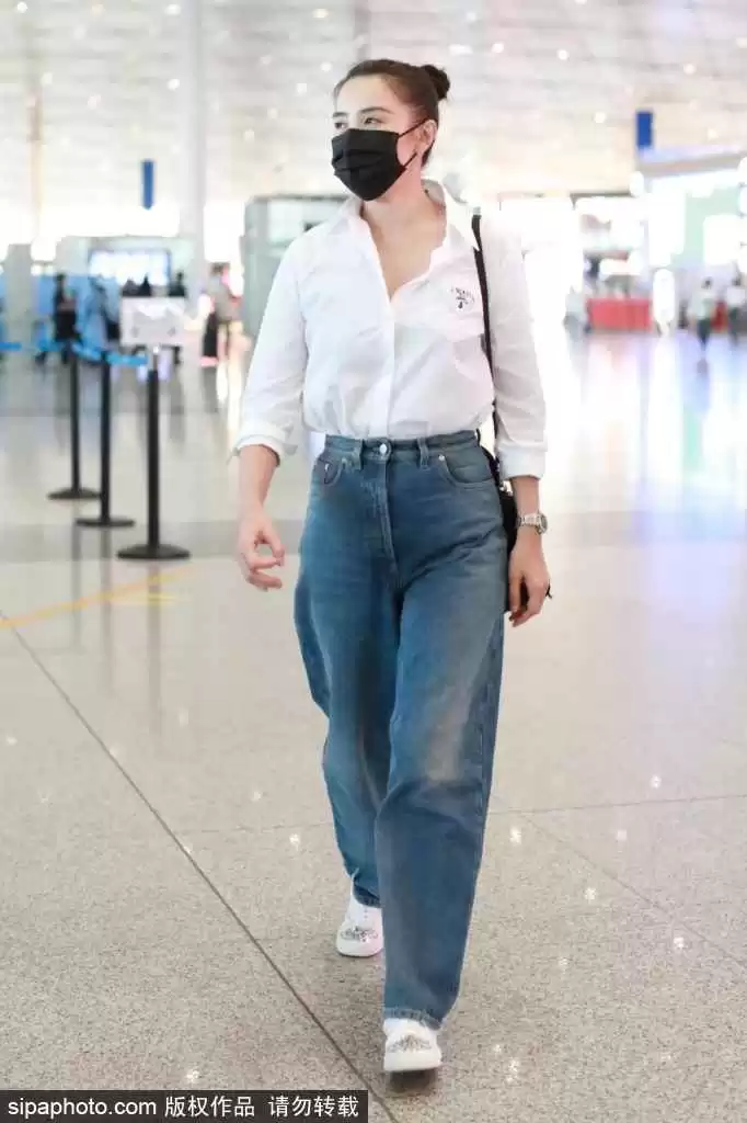 白色衬衣配裤子秘诀看这篇就够 白色衬衣配裤子秘诀看这篇就够