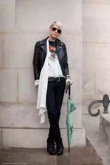 白衬衫外套穿搭全攻略 穿出你的每日风格