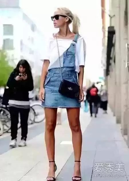 短裙里面穿啥子 内搭秘诀全解析 短裙里面穿啥子 内搭秘诀全解析