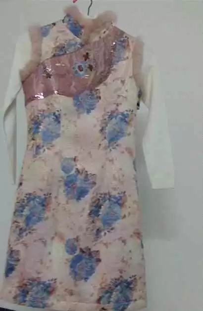 粉色旗袍外套搭配指南让你美得温柔又高级