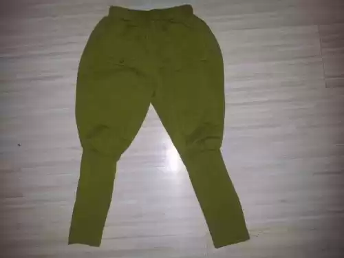 绿色衣服的裤子搭配指南让你秒变时尚达人 绿色衣服的裤子搭配指南让你秒变时尚达人