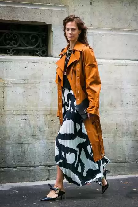 衣柜必备这几件外套穿啥都好看 衣柜必备这几件外套穿啥都好看