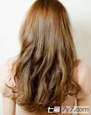 2026年爆火发色指南 让你告别褪色尴尬轻松显白 2026年爆火发色指南 让你告别褪色尴尬轻松显白