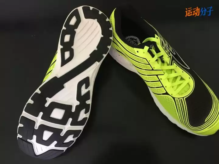 长跑路上不脚疼 教你挑对那双伴你飞奔的跑鞋