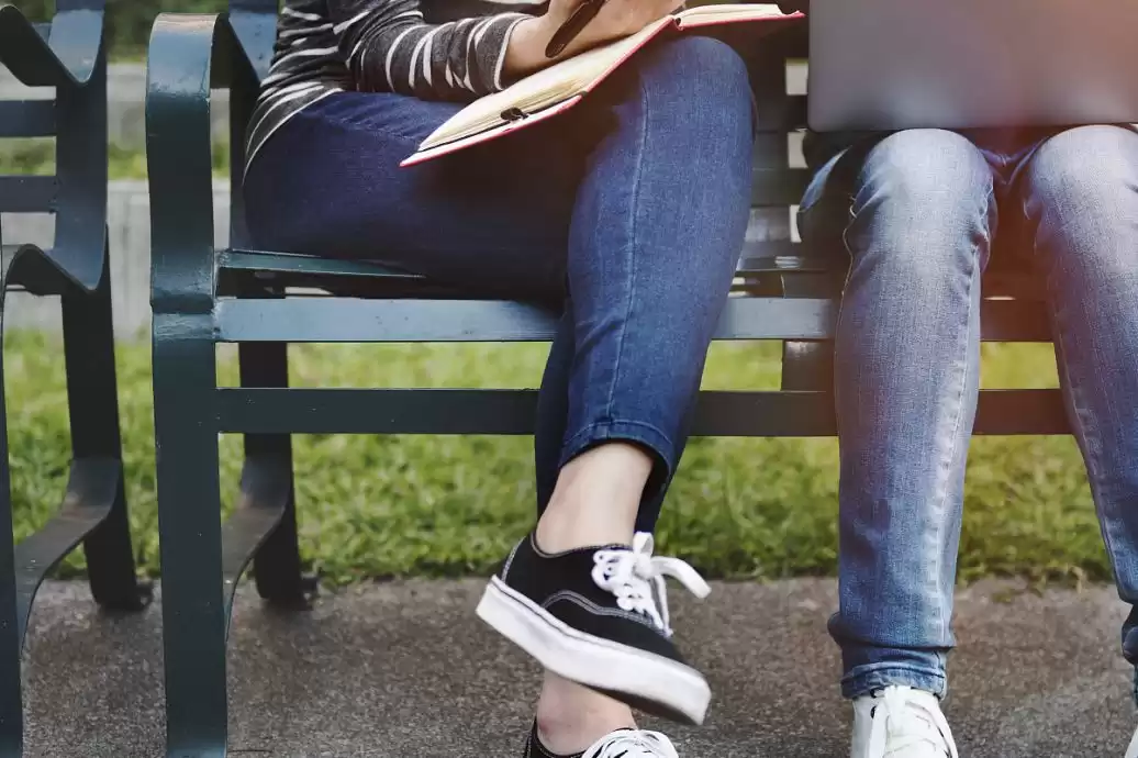 高帮鞋配袜子秘诀大公开 穿对秒变长腿星人