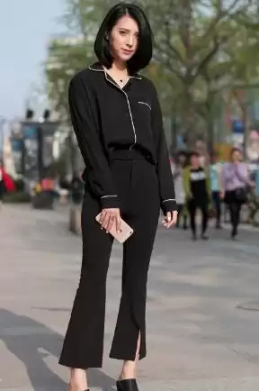黑色上衣配啥裤子最出彩?这份超全配色攻略让你一周穿搭不重样! 黑色上衣配啥裤子最出彩?这份超全配色攻略让你一周穿搭不重样!