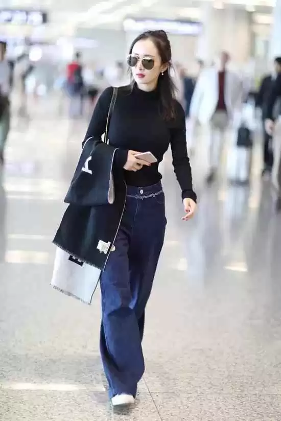 X型腿穿搭秘籍 选对裤子轻松修饰腿型 X型腿穿搭秘籍 选对裤子轻松修饰腿型