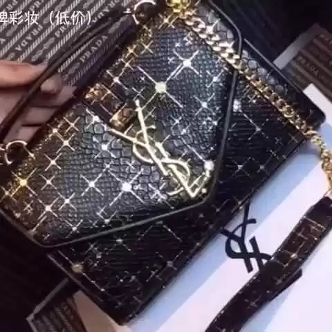 YSL究竟是何方神圣 这牌子凭什么让全世界的女生都着迷 YSL究竟是何方神圣 这牌子凭什么让全世界的女生都着迷