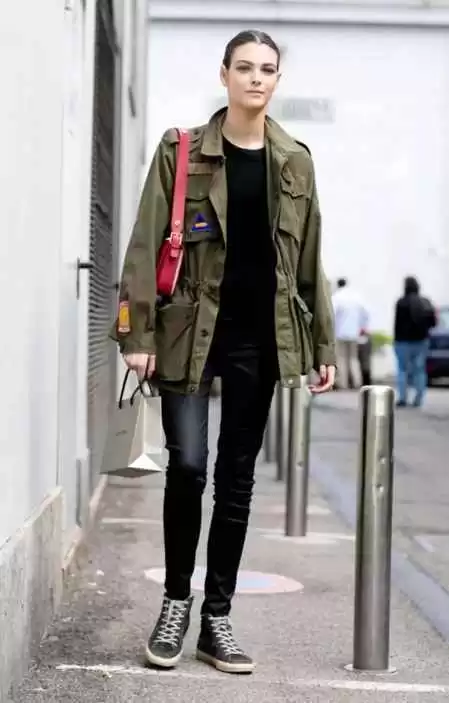 不盲从潮流 找到那件让你自己发光的外套