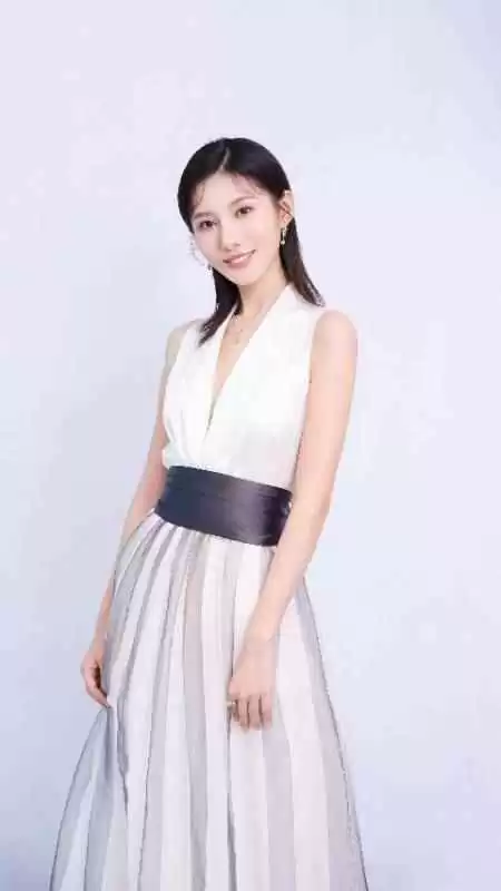 娜尔思到底啥档次？老深圳带你深扒这个华强bei起家的女装品牌