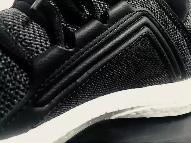 彪马到底是什么路数？从兄弟恩怨到时尚风暴的七十载狂奔