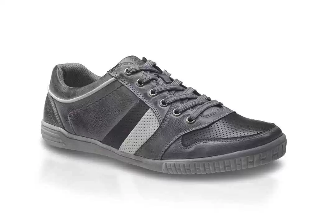 挑对一双好鞋 让你走路带风不费劲