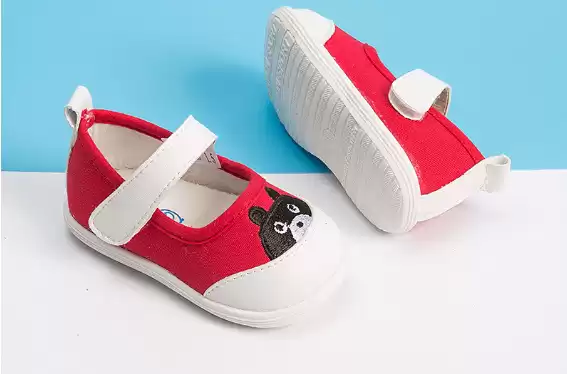 探秘机能鞋：宝宝学步的守护神还是商业噱头