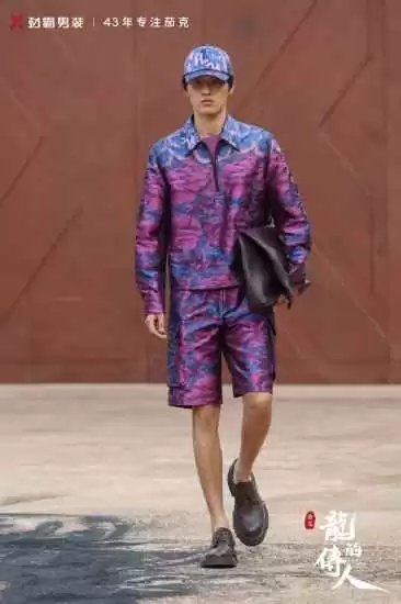 揭秘华萨尼男装：轻奢定位下的真实档次与购物全攻略