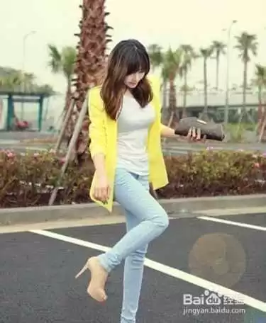 柠檬黄配色全攻略：从穿搭小白到高手的明亮秘籍