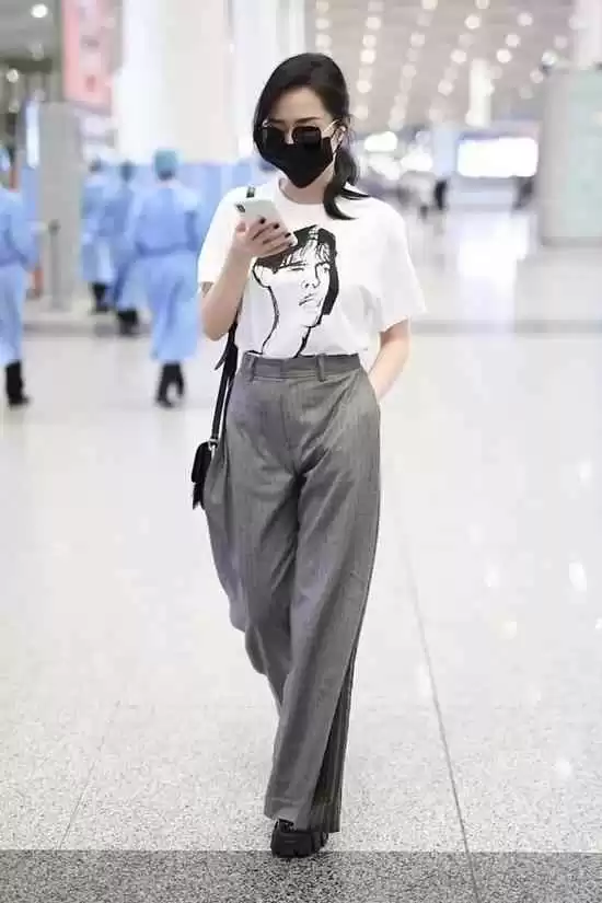 灰色搭配全攻略 解锁年度高级感密码