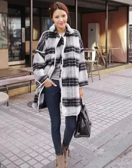 牛仔裤配外套穿出割裂感？那是你没试过这几种王炸组合